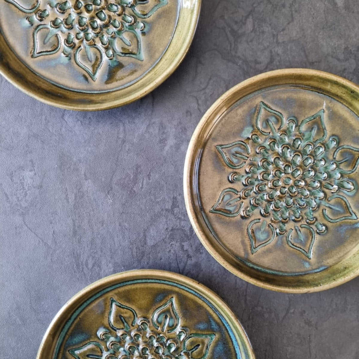 Sunflower Ceramic Grating Plate