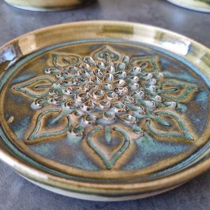 Sunflower Ceramic Grating Plate