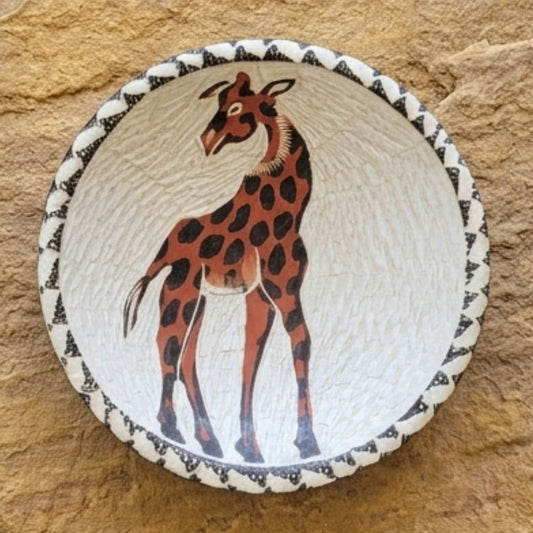 Giraffe Ceramic Serving Bowl (Small) | The Tall Traveler