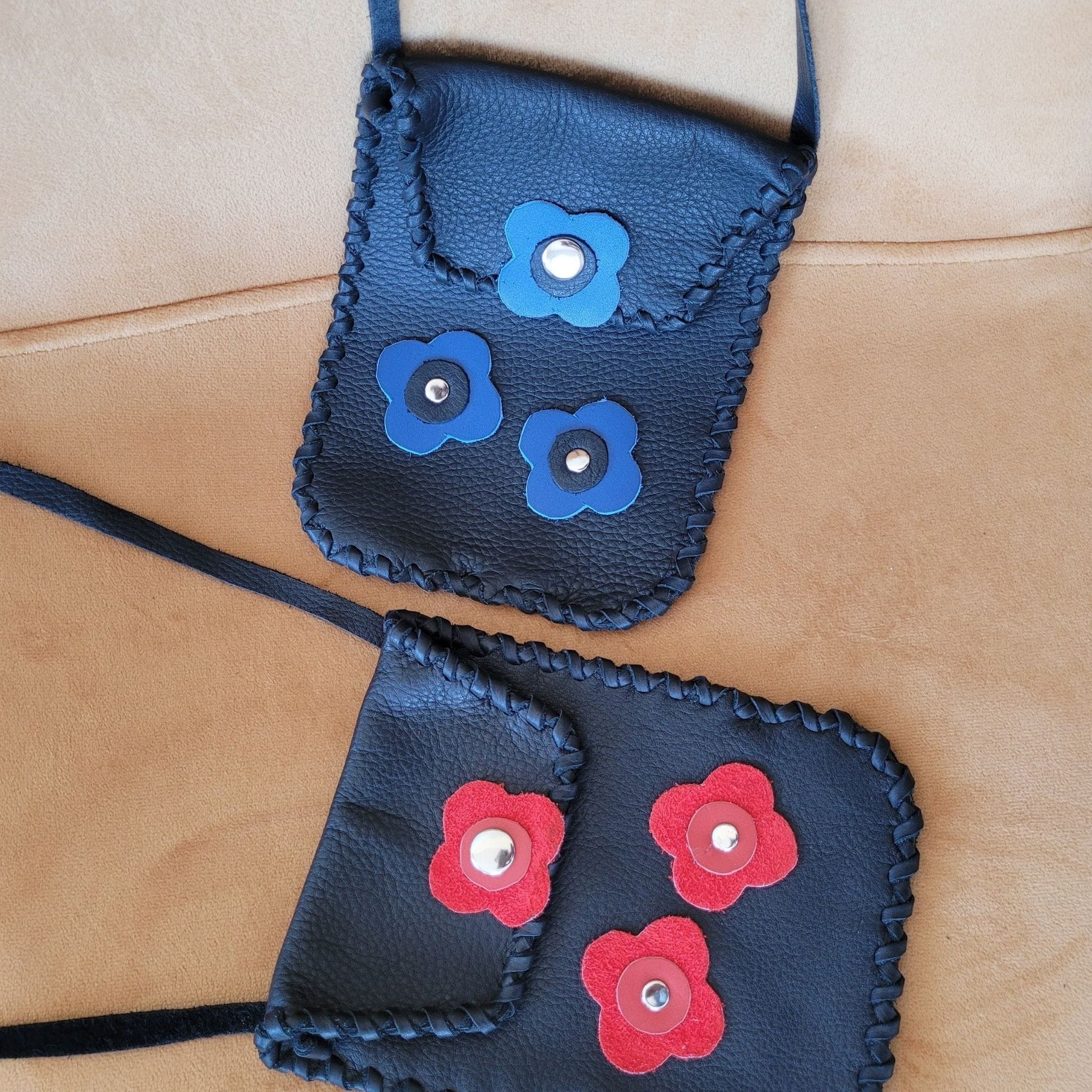 Earth & Artisan Blue flowers Leather Crossbody Pouch – The Petal Whip
